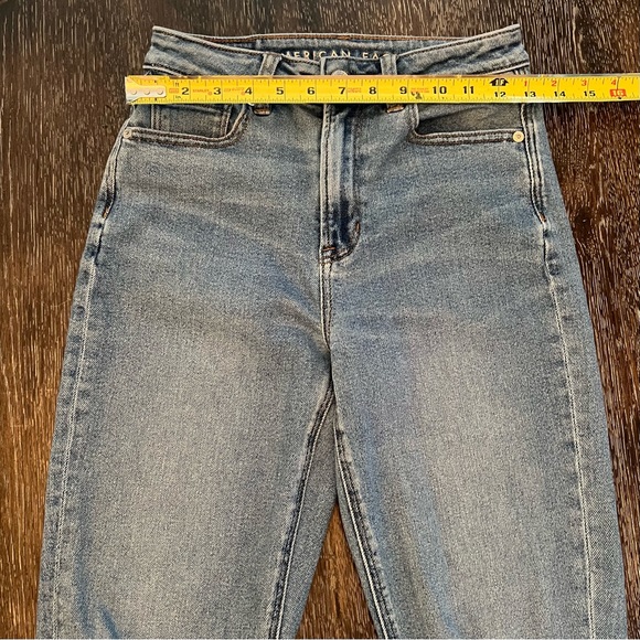 American Eagle Distressed Ripped Denim Mom Jeans Size 0 Regular - Picture 4 of 13